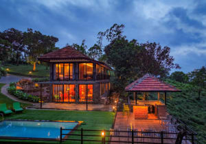 Cardamom Pod by VOYE HOMES