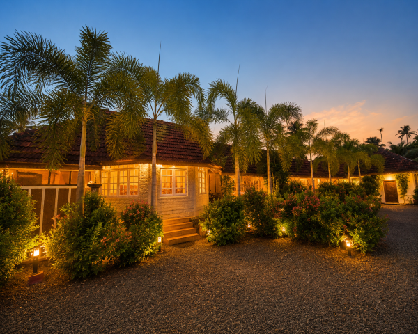 Secret Granary by VOYE HOMES