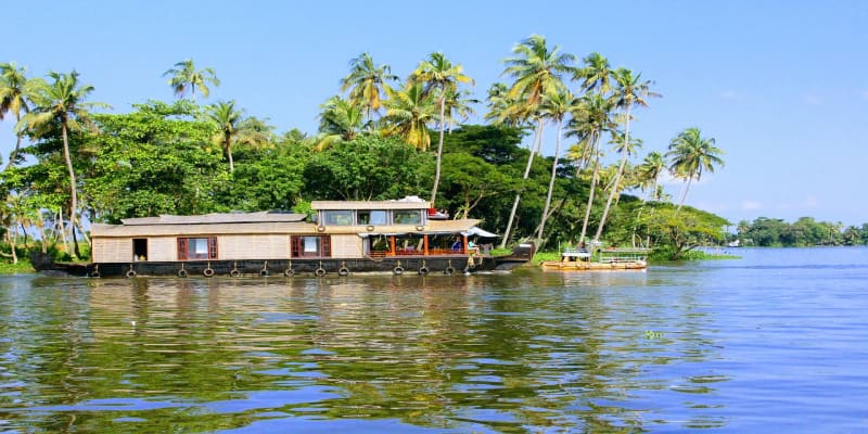 Punnamada Lake