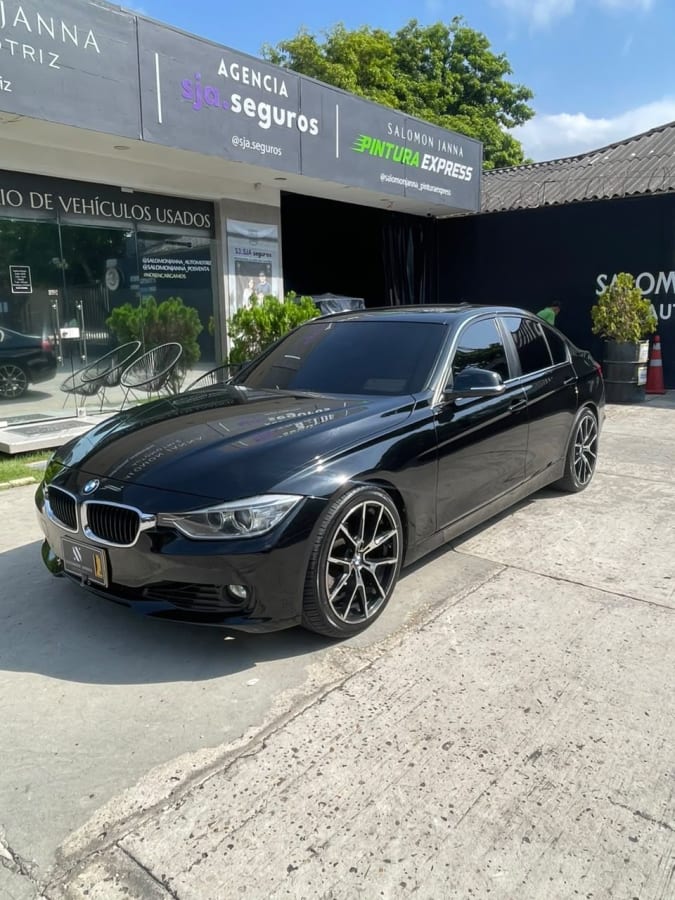 BMW 320i