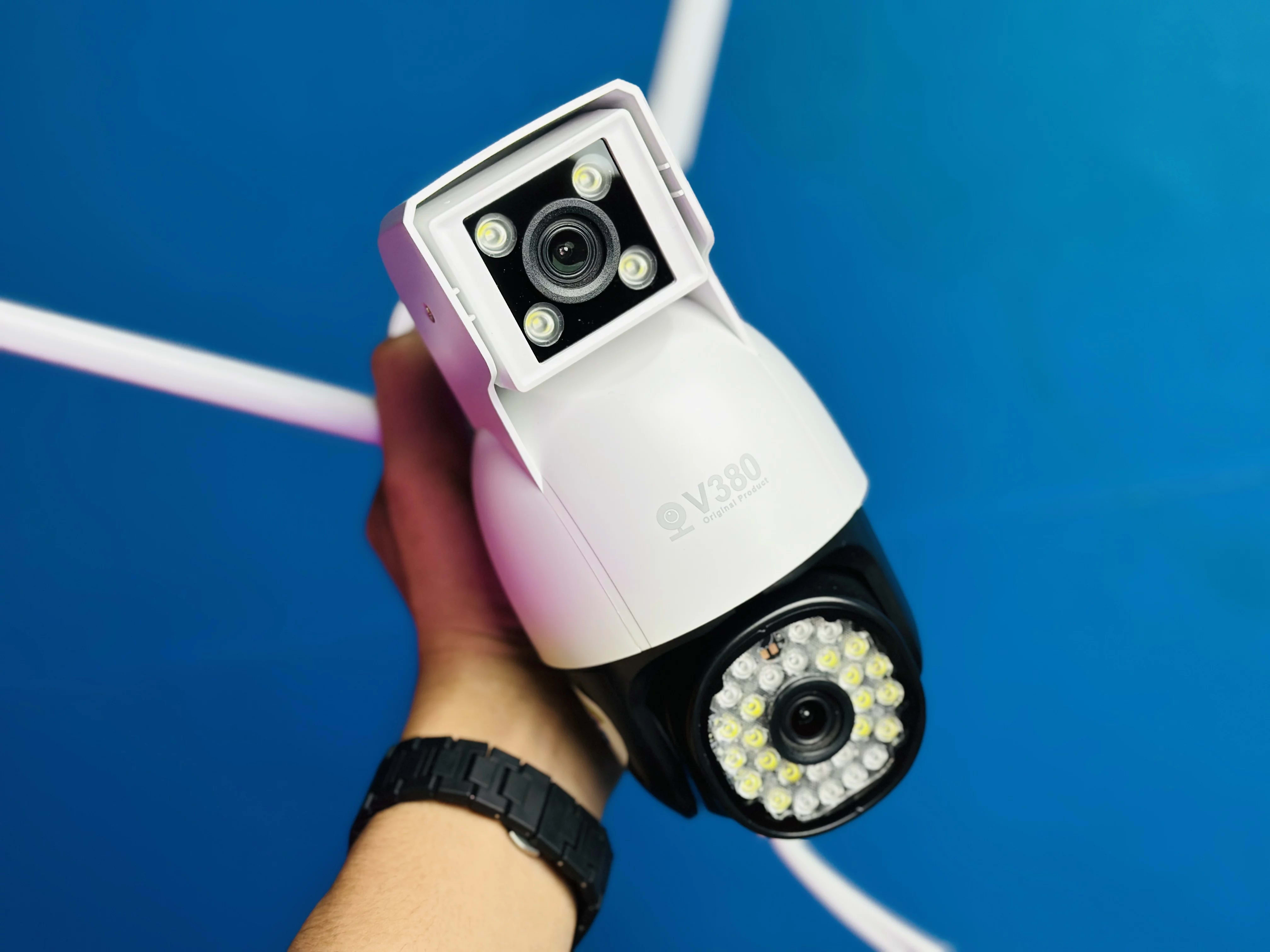 SC05 Smart V380 4G + LAN PTZ Security Camera – Two Way Audio & Mobile App Monitoring
