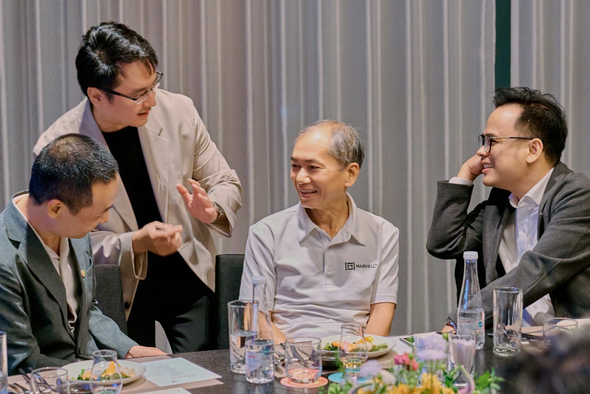 Phòng họp tư vấn Private Client — Vốn & Dòng tiền