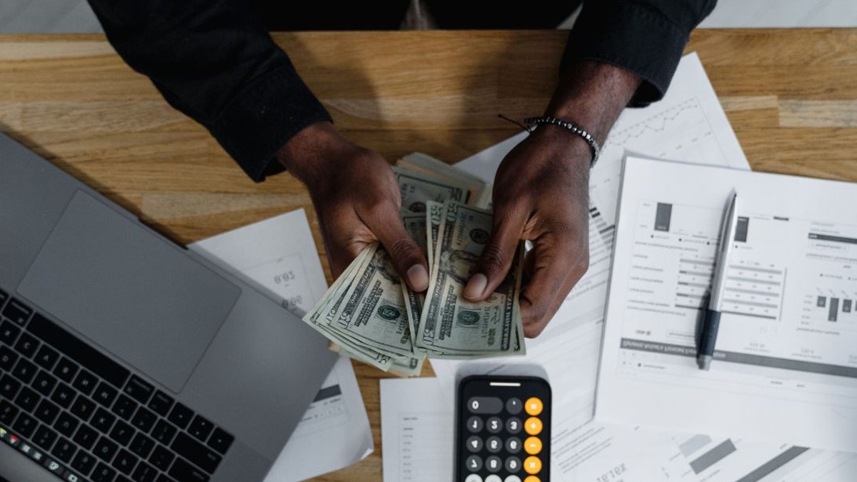 Outsourcing medical billing boosts efficiency