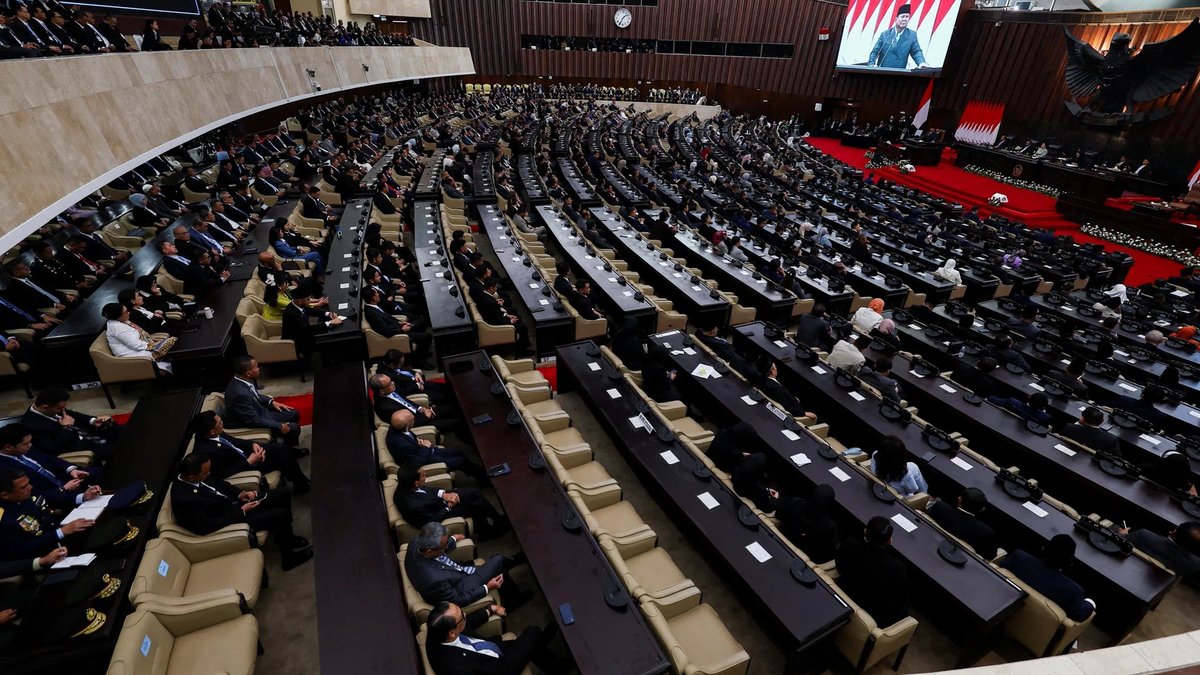 Indonesia unveils tax breaks for finance hub - tax breaks