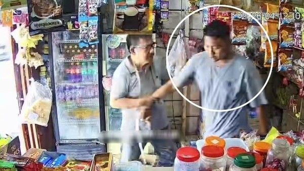 Viral! Preman Mau Bakar Warung Gegara Tak Dikasih Setoran 1 Viral! Preman Mau Bakar Warung Gegara Tak Dikasih Setoran