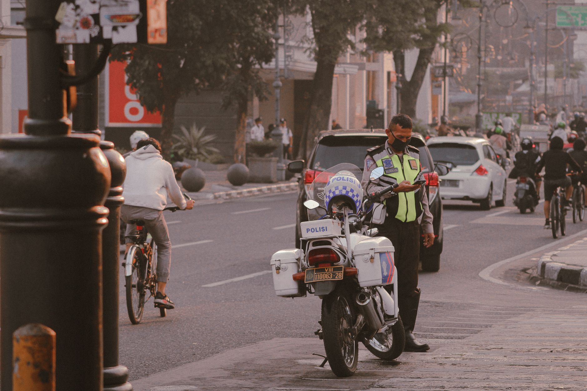 Kapolres Depok Berikan Hadiah Motor ke Tukang Es Gabus Suderajat 1 Kapolres Depok Berikan Hadiah Motor ke Tukang Es Gabus Suderajat
