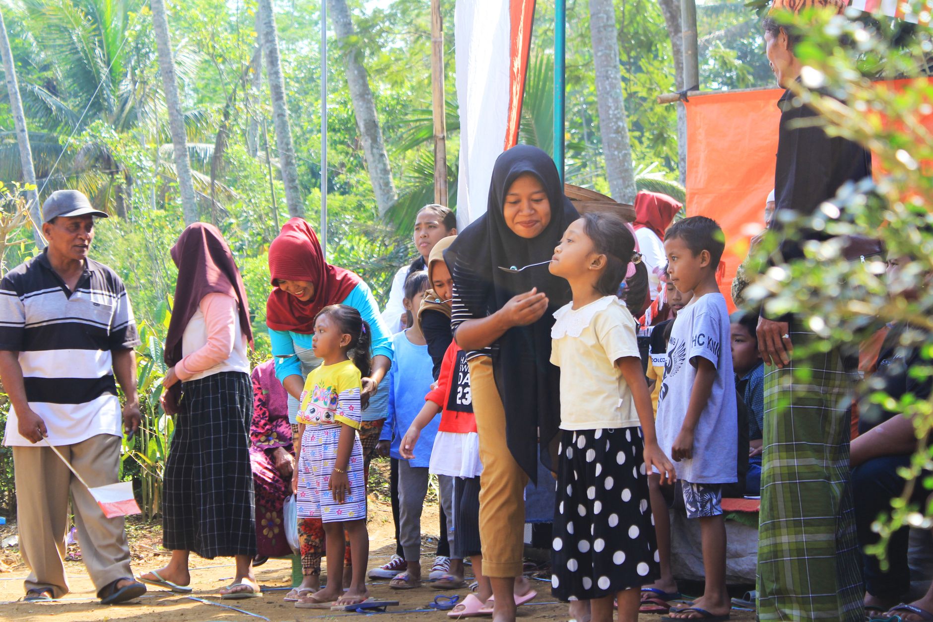 Anak di Lombok Bunuh & Bakar Ibu Kandung Gegara Tak Diberi Uang