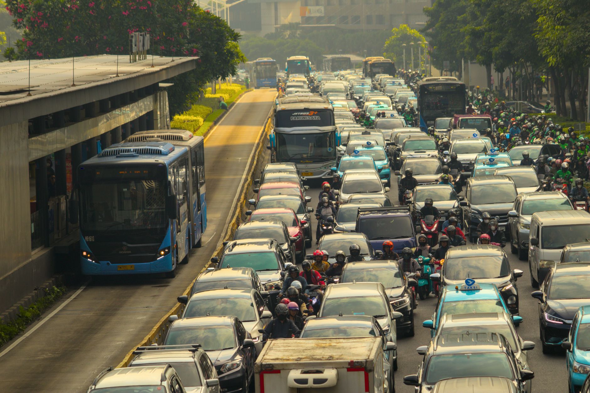 Kecelakaan Beruntun di Tol Cipularang