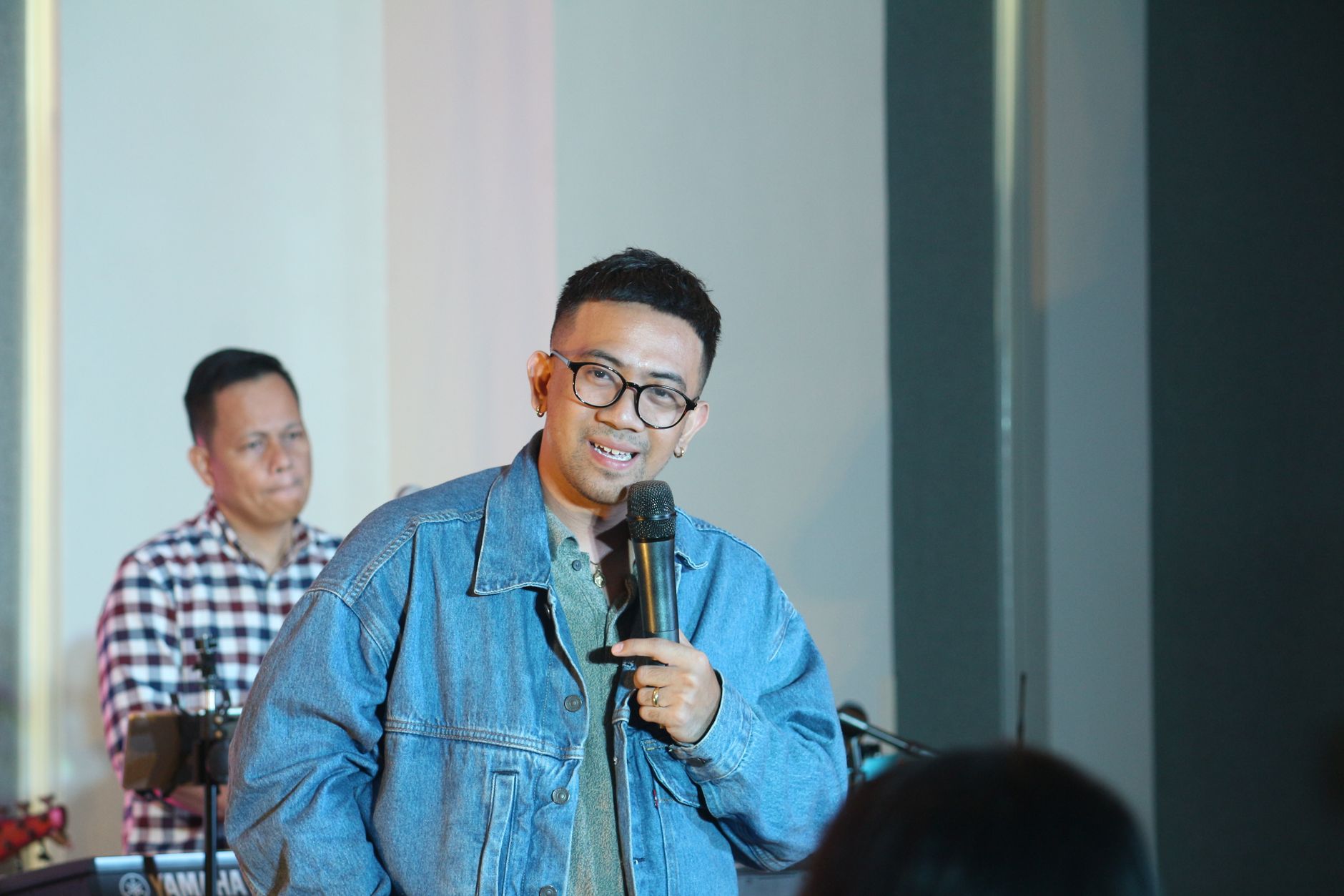 Roy Suryo cs Tak Ditahan Usai Diperiksa sebagai Tersangka, Ini Alasannya 1 Roy Suryo cs Tak Ditahan Usai Diperiksa sebagai Tersangka, Ini Alasannya
