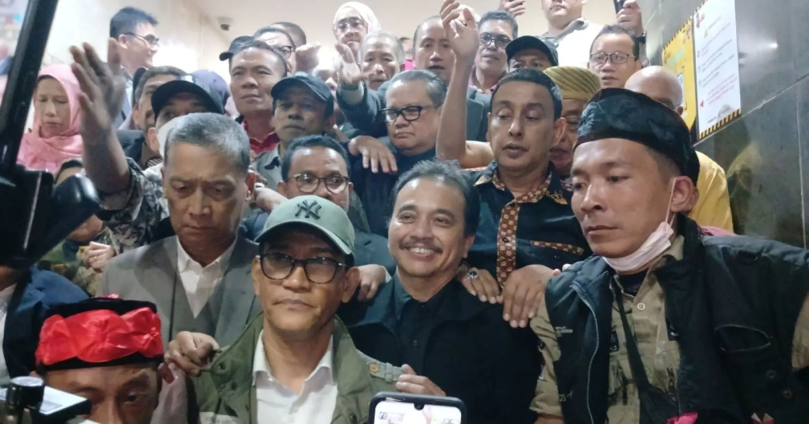 Roy Suryo Cs Tak Ditahan Polisi Usai Diperiksa! Begini Penjelasan Lengkap Polda Metro Jaya