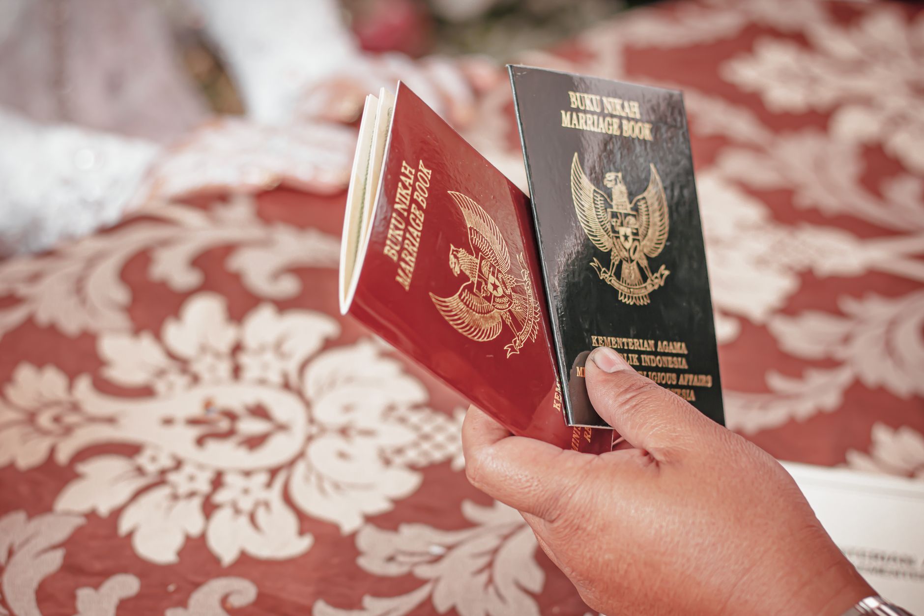 Pembatalan Nikah Sepihak Hanya Lewat Chat 1 Pembatalan Nikah Sepihak Hanya Lewat Chat