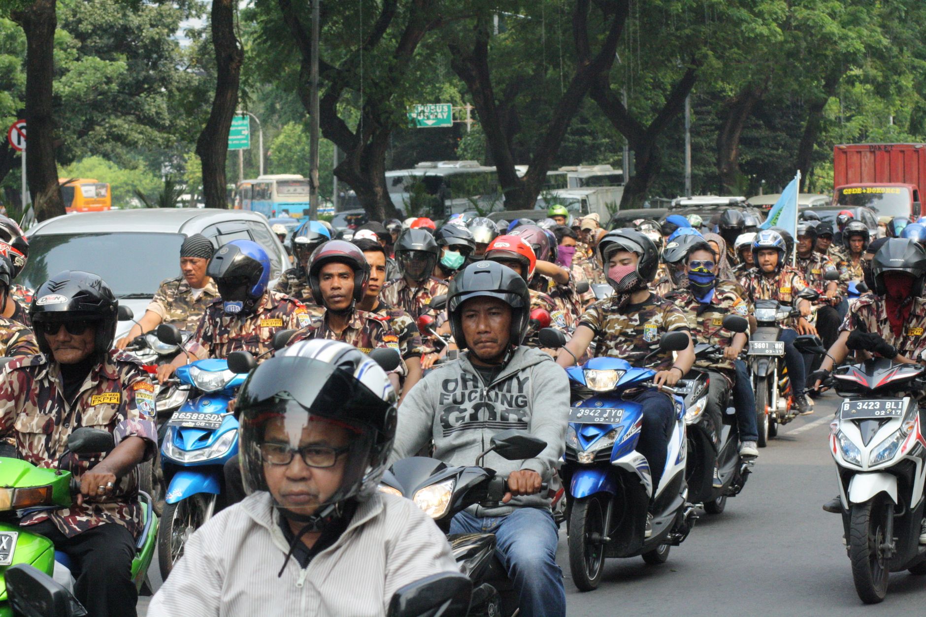 Heboh Buntut Kasus yang Lagi Ramai! GP Ansor Geruduk & Segel Kantor Trans7, Tuntut Klarifikasi dan Boikot Produk CT Corp