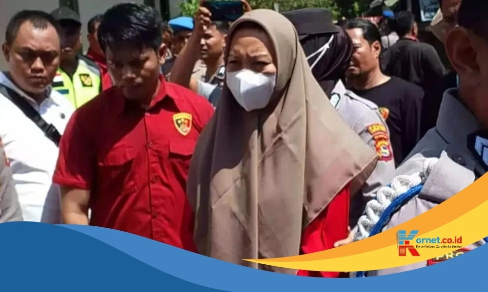 Briptu Rizka Tolak Rekonstruksi Versi Penyidik dalam Kasus Esco, Tegaskan Dirinya Bukan Pelaku 1 Briptu Rizka Tolak Rekonstruksi Versi Penyidik dalam Kasus Esco, Tegaskan Dirinya Bukan Pelaku