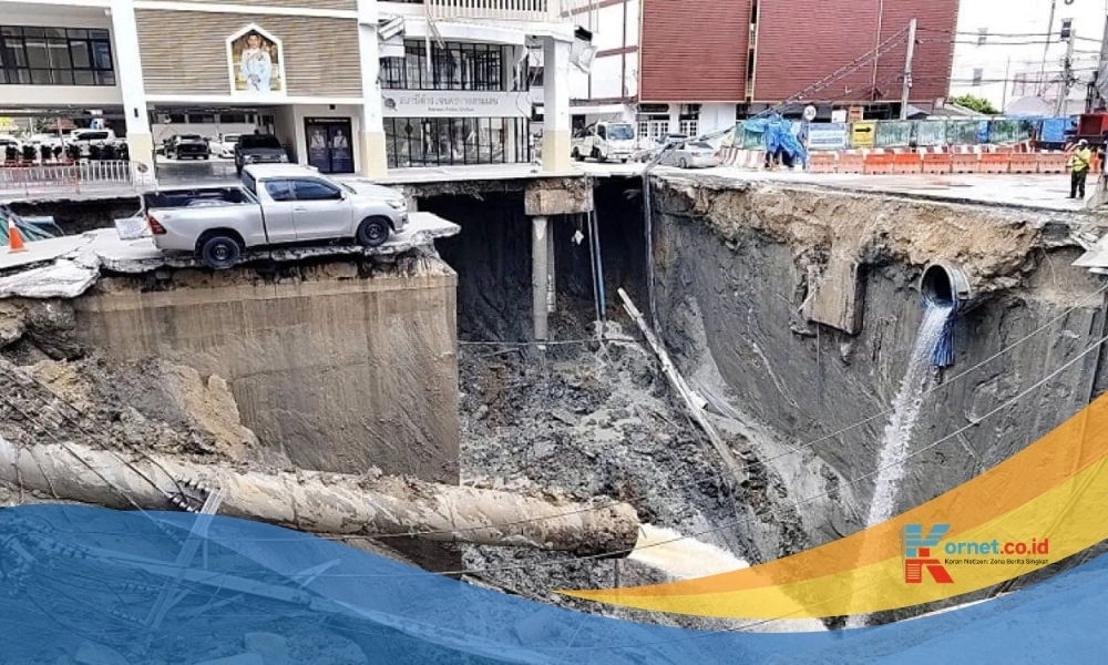 Sinkhole Raksasa Muncul di Bangkok, Warga Dievakuasi usai jalan amblas 50 meter