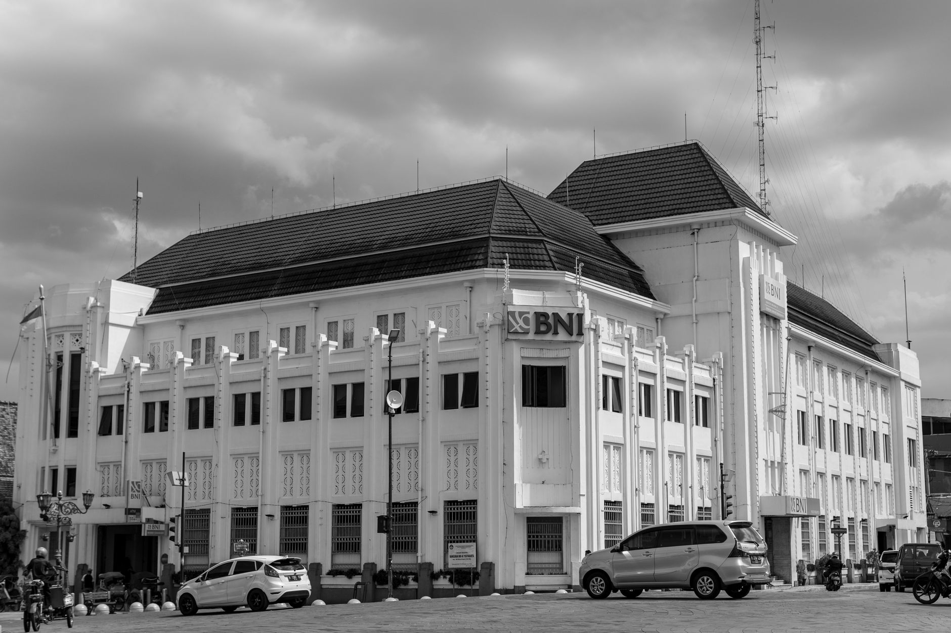 Korupsi Bank BJB Menyeret Nama Ridwan Kamil?! Fakta, Pengakuan, dan Respons