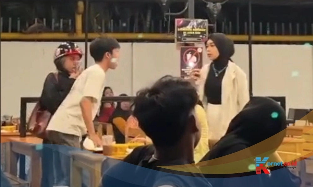 Pemuda Probolinggo Kepergok Selingkuh di Mie Gacoan oleh Kekasih Lagi Hamil, Videonya Viral di TikTok 1 Pemuda Probolinggo Kepergok Selingkuh di Mie Gacoan oleh Kekasih Lagi Hamil, Videonya Viral di TikTok