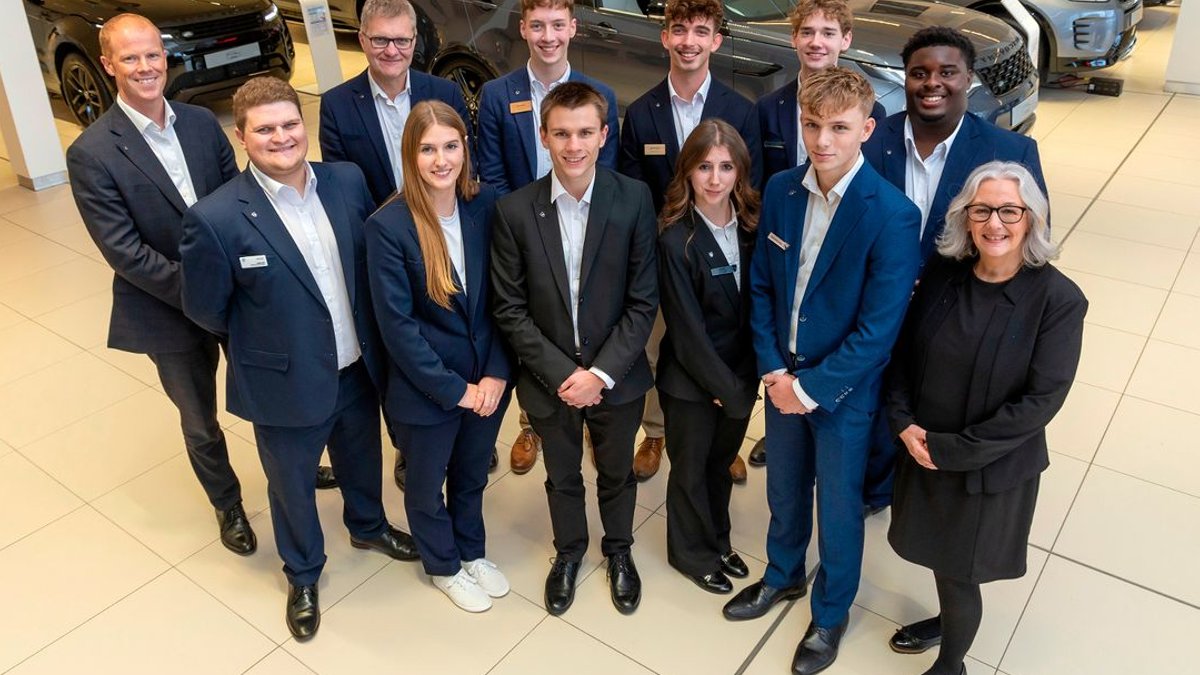 Vertu claims pole position among UK apprenticeship employers - apprenticeship employer