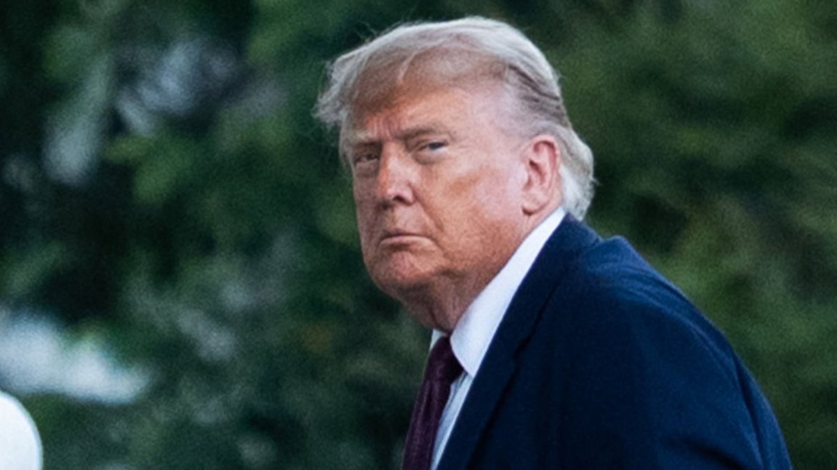 Trump Claims Russia and China Won't Arm Iran - trump iran