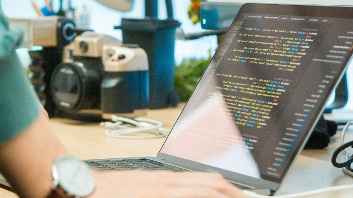 Altamira Dev Team Expands Services for UK Companies - custom software development