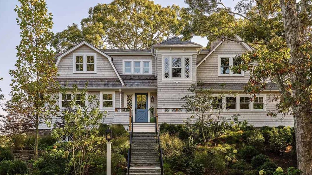 Cape Cod cottage gets lovely new makeover Cape Cod cottage gets lovely new makeover - cape cod makeover