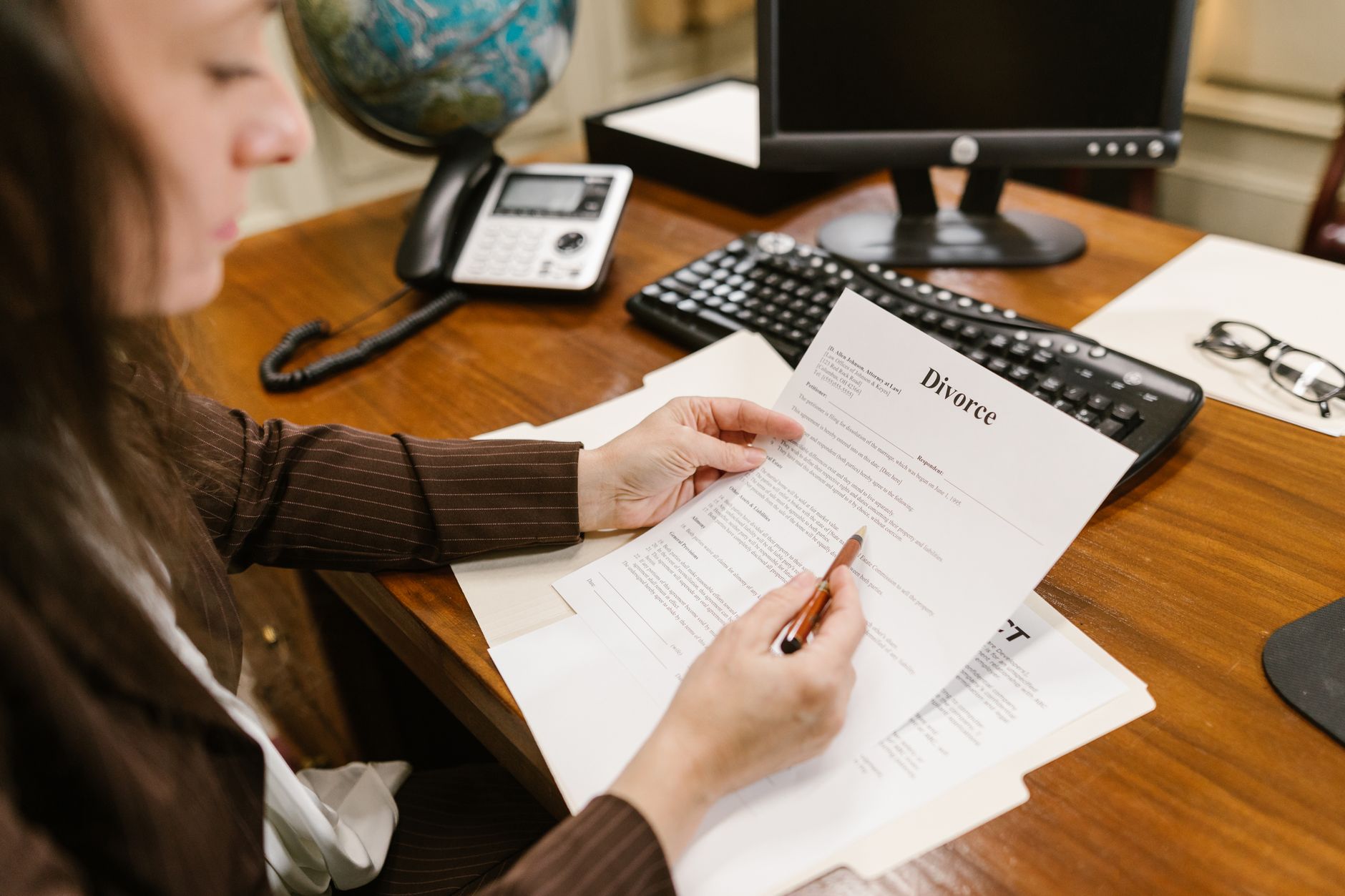 What You Should Know About a Divorce Lawyer