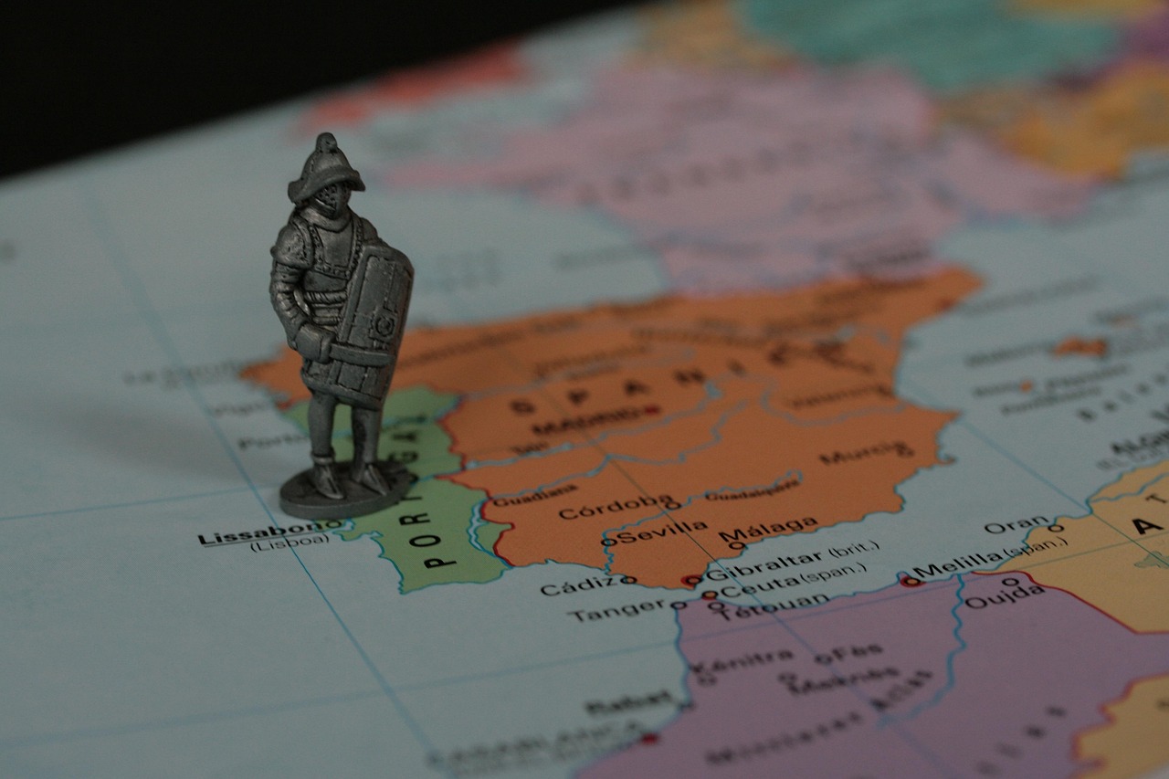 Portugal draws 725 super‑rich in five years