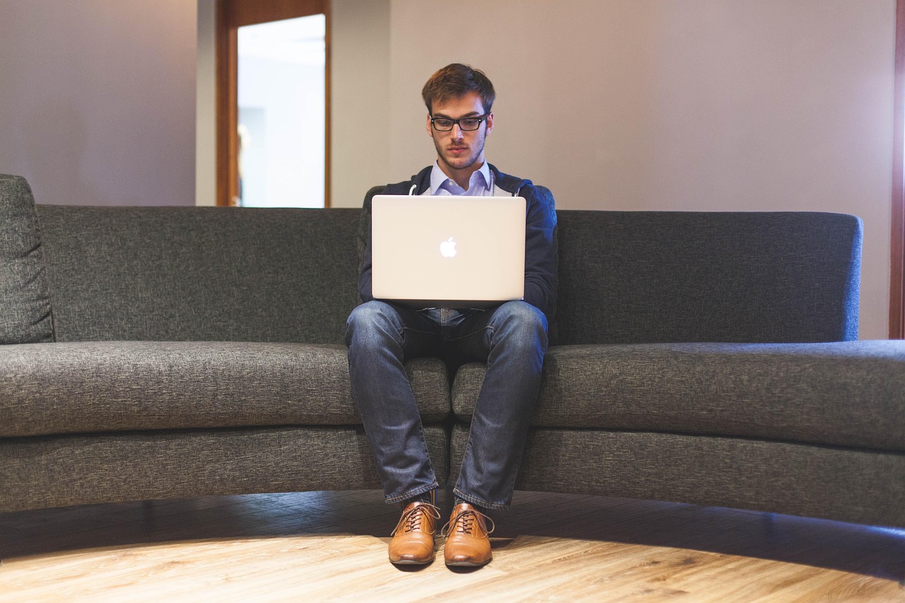 5 Things to Know Before Investing in Startup Business