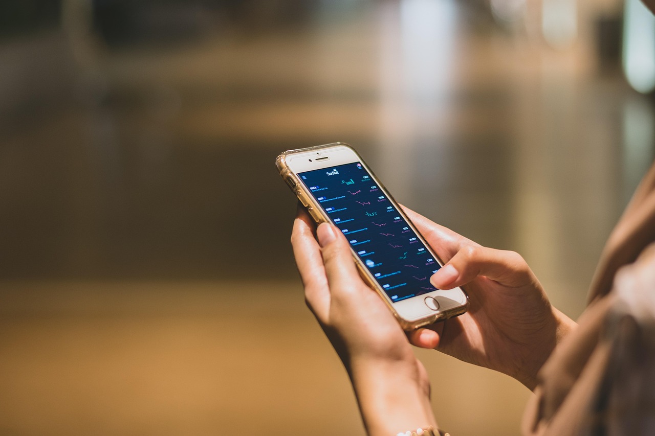 How to Use Content Marketing to Attract Online Customers