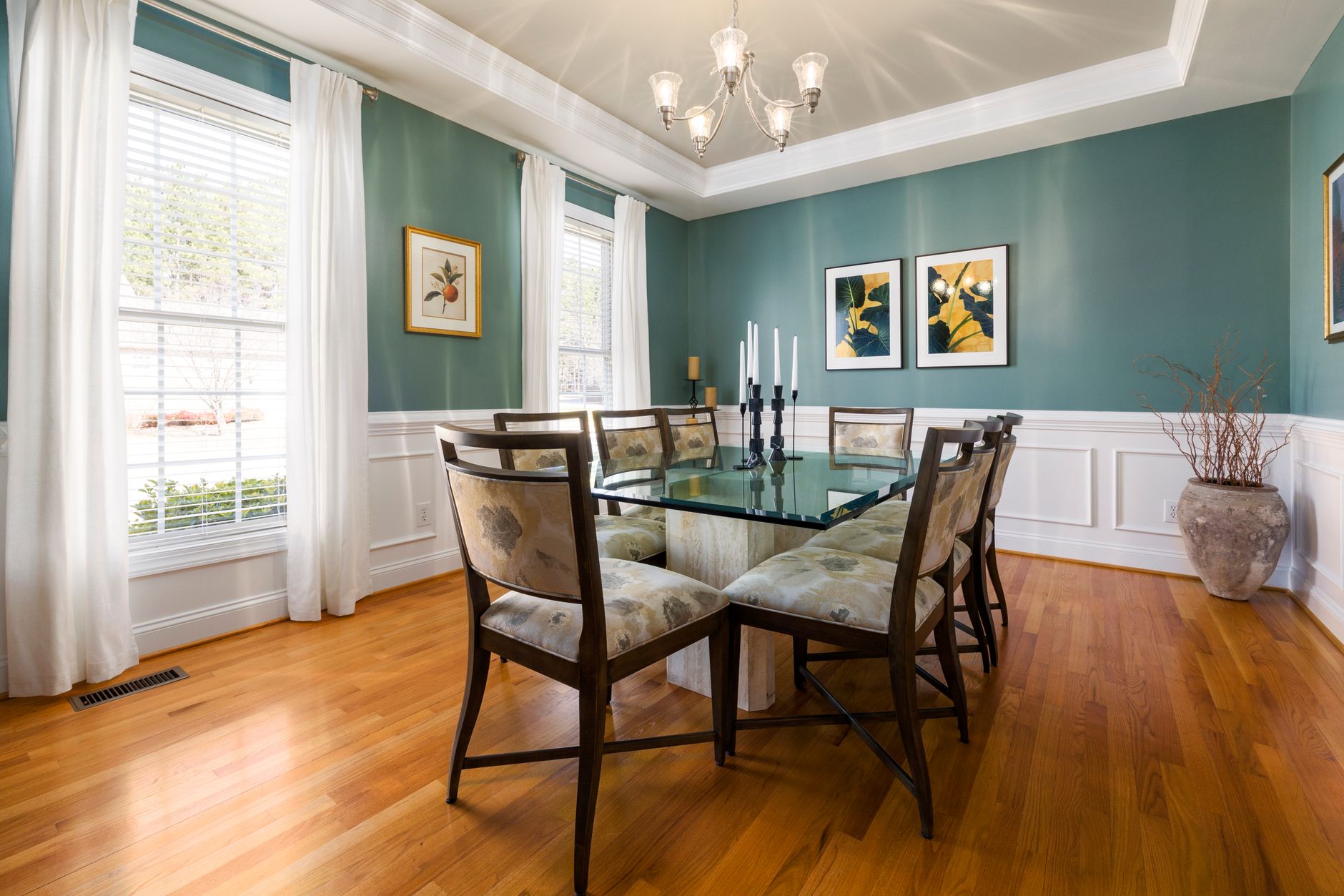 More memorable! Replace with These 6 Dining Room Lamp Models