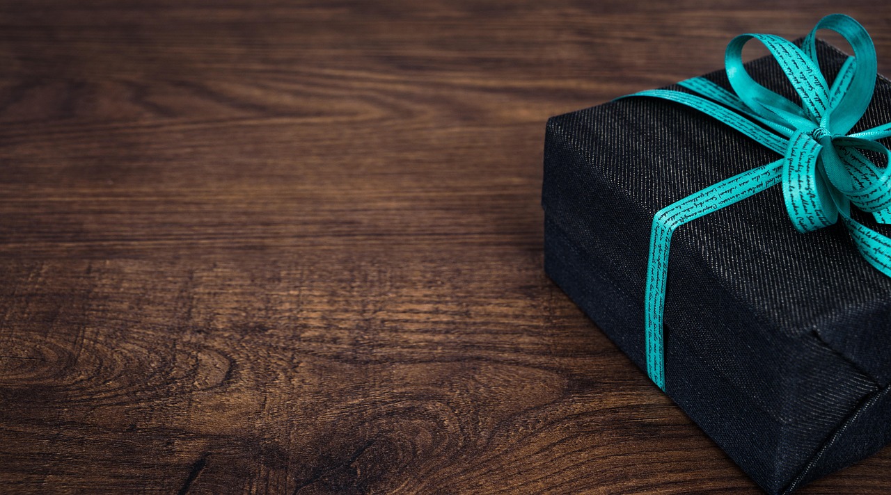 What are the important options of food packaging strategies that you need to know for attracting customers?