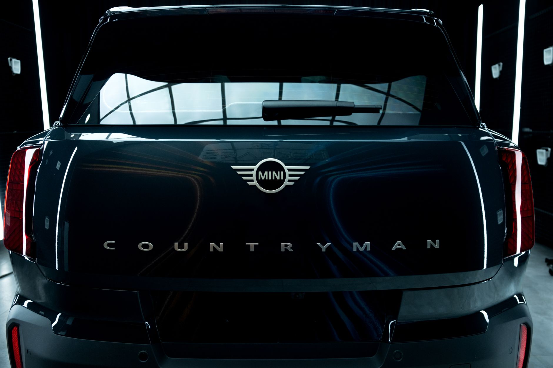 Mini enters new design era with off-roader