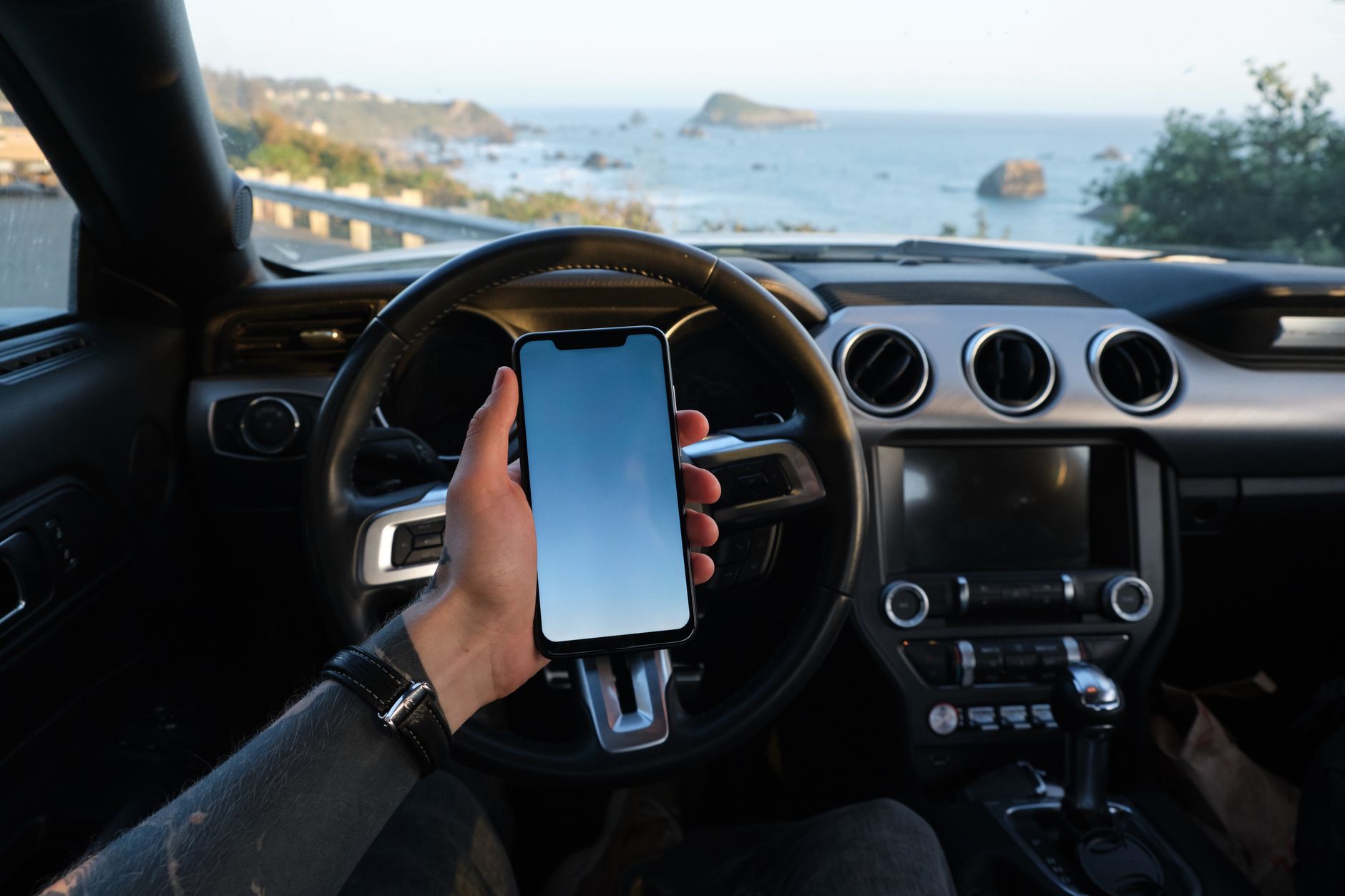 8 Benefits of Using A Backup While Driving