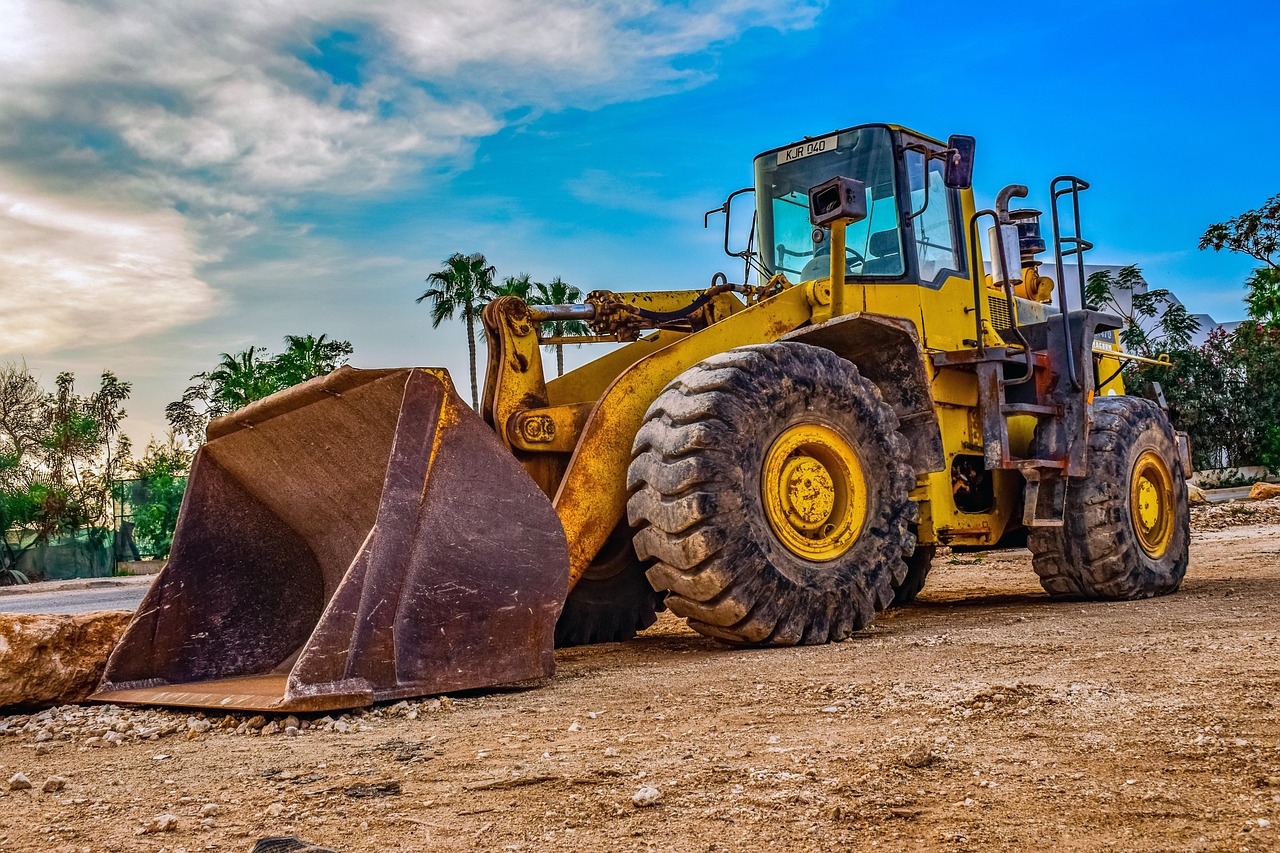 Side Loader Equipment: Everything You Need to Know