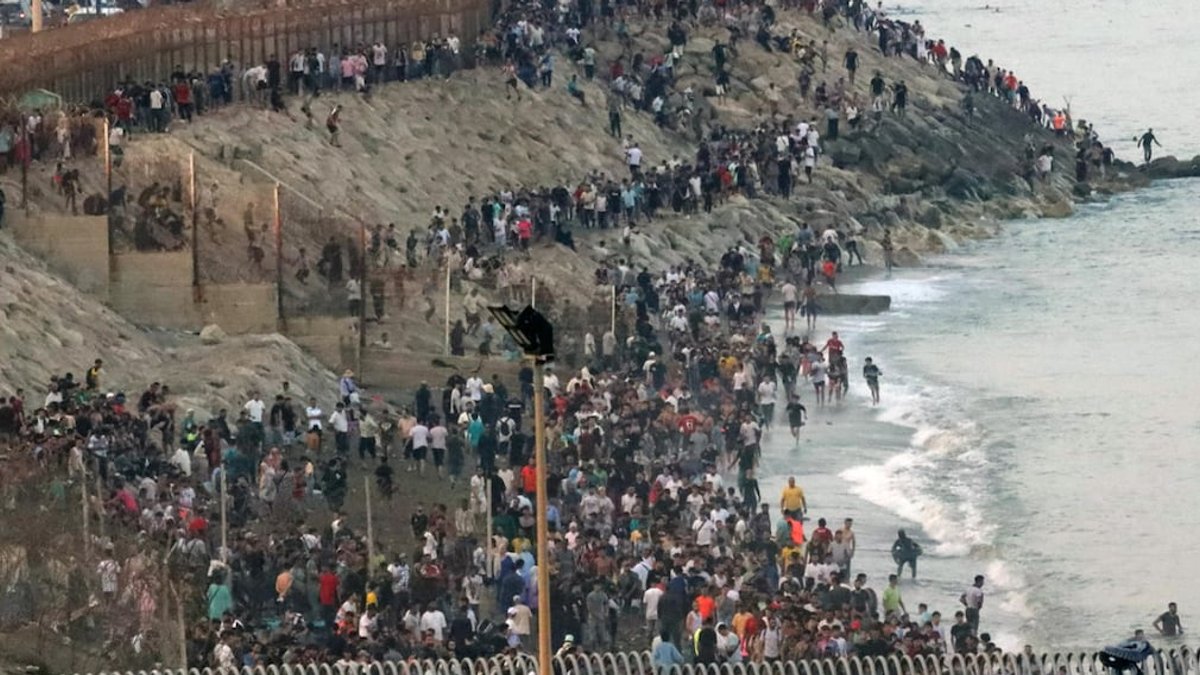Morocco tightens border security amid Ceuta migrant unrest Morocco tightens border security amid Ceuta migrant unrest - morocco ceuta migrant security