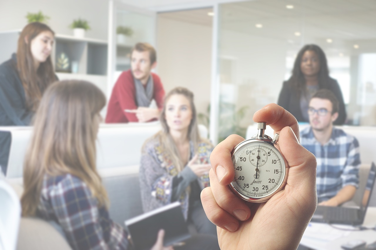 How to Schedule LinkedIn Messages for Maximum Efficiency