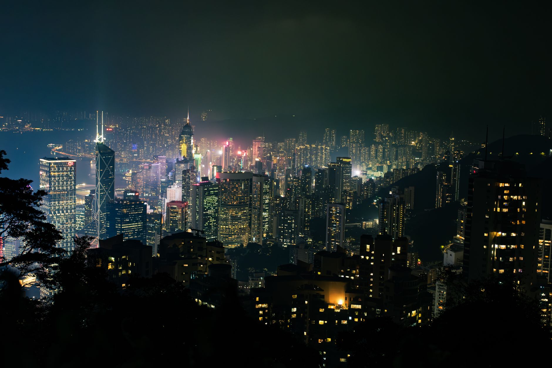 Captivating Cityscapes: Urban Explorations