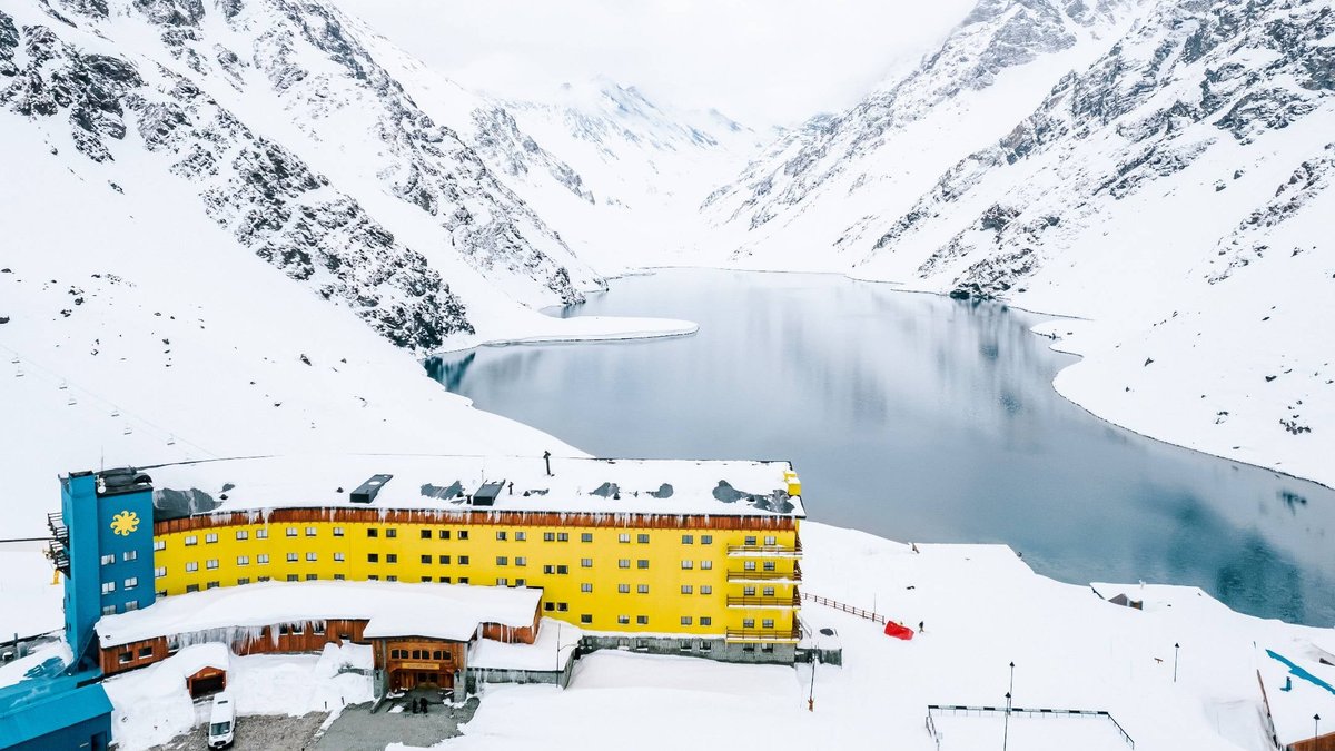 Record Snow Blankets South America's Top Ski Resorts Record Snow Blankets South America's Top Ski Resorts - south america ski