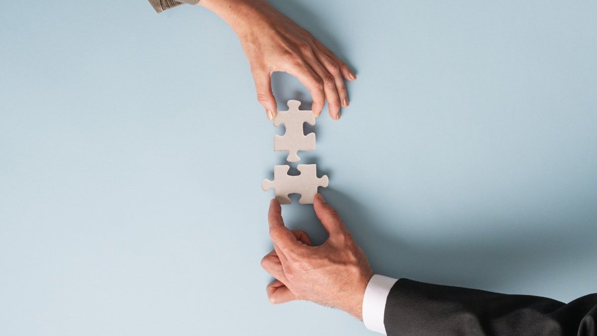 Big deals reshape brokerage industry - real estate