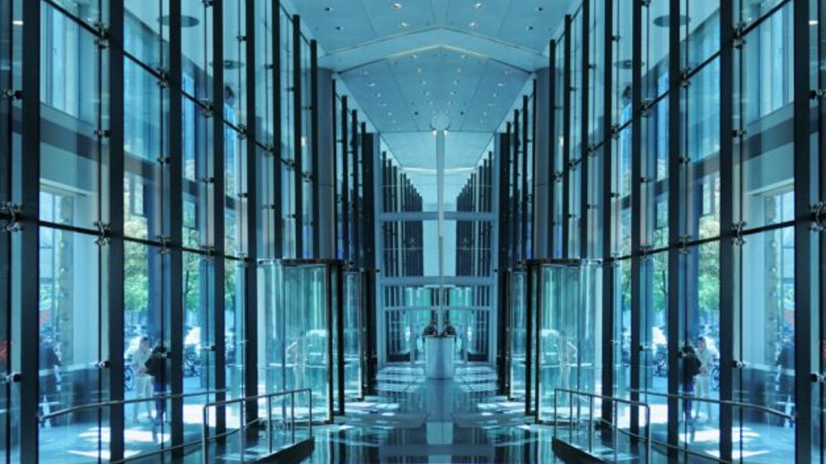 AI reshapes broker-client dynamics worldwide - ai broker