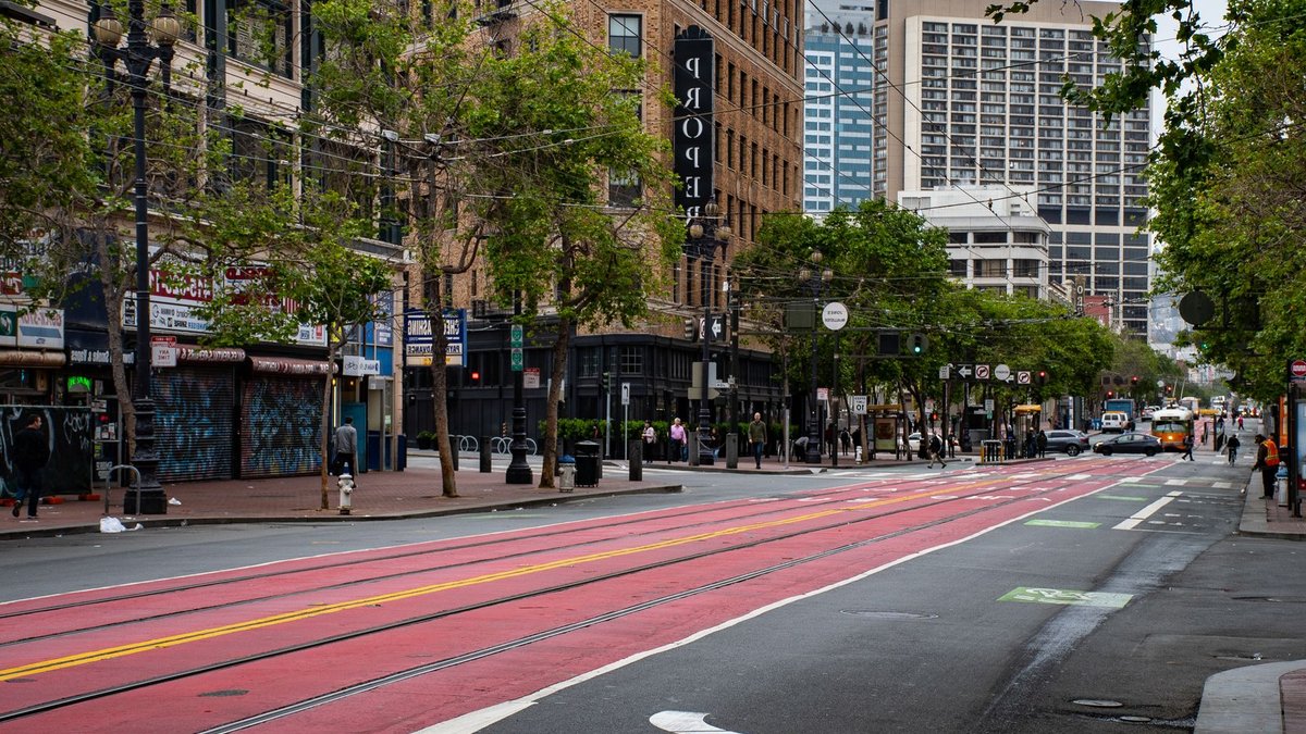 Oxford Street car ban brings hidden costs Oxford Street car ban brings hidden costs - car ban