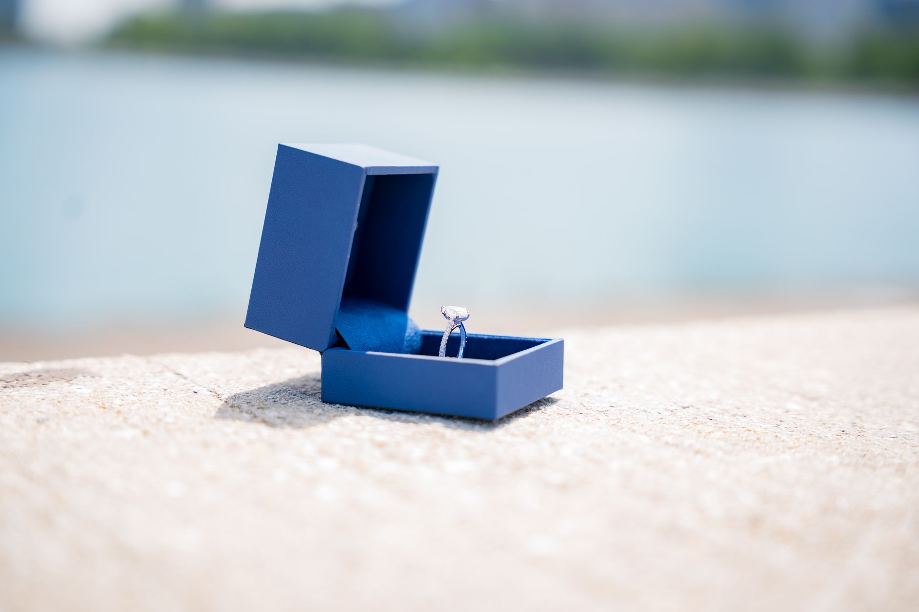 Engagement Rings: The Beauty of Colored Stones