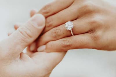 Timeless Beauty: Vintage-Inspired Engagement Rings in Bedford