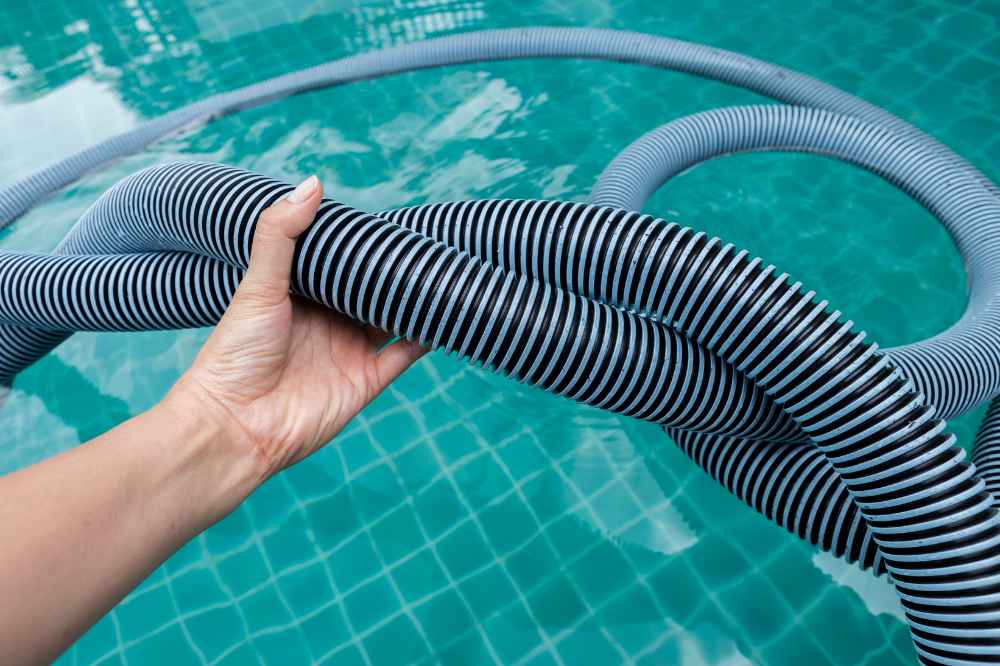tangled pool hose [zodiac-au]
