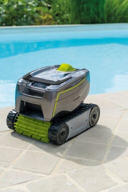 Limpiafondos automáticos: GT 3220 | Limpiafondos piscina, robot piscina - zodiac