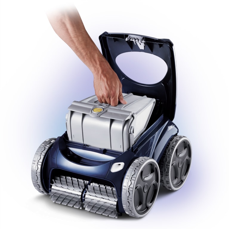 Easy to Clean: Filter Canister