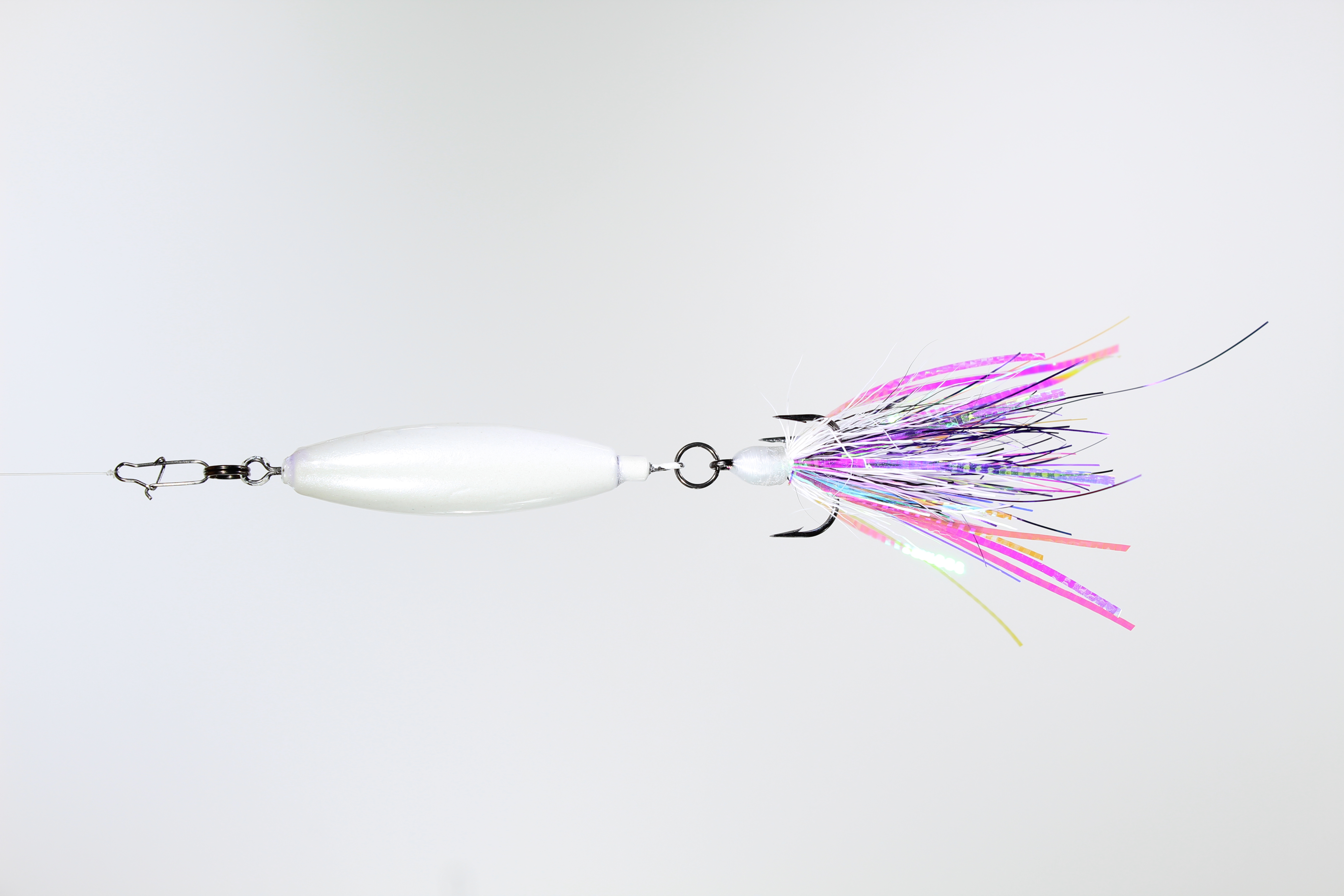 A 3oz VTJ in White Diamond with a white iridescent dressed treble