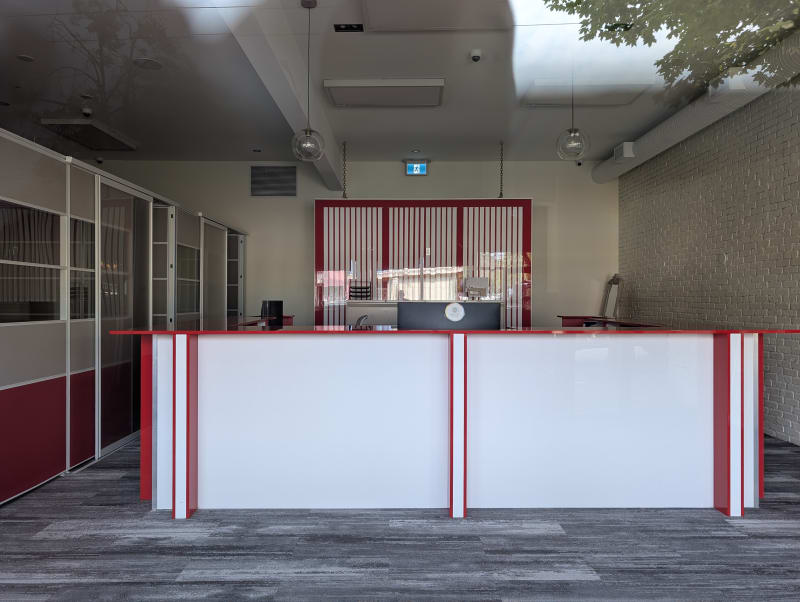Vacant storefront 5