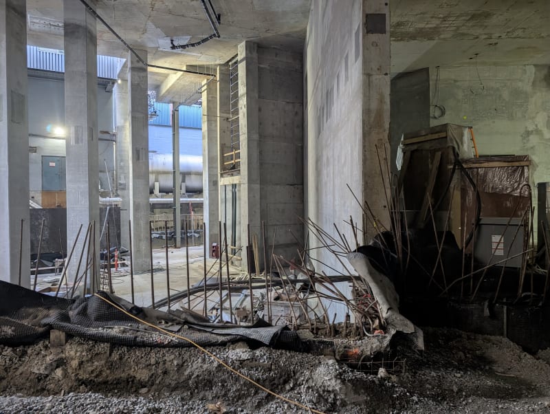 Vacant storefront 9