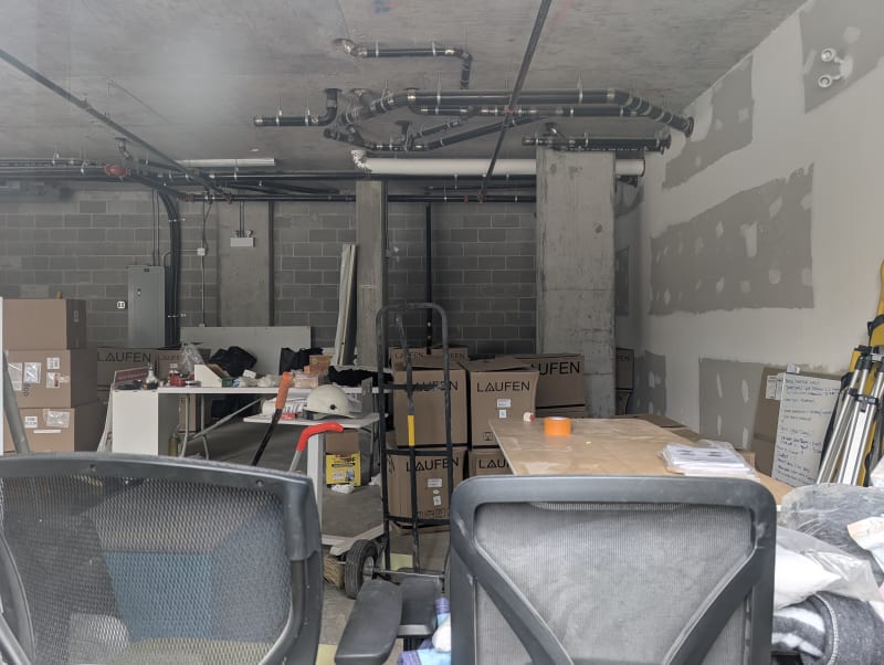 Vacant storefront 12