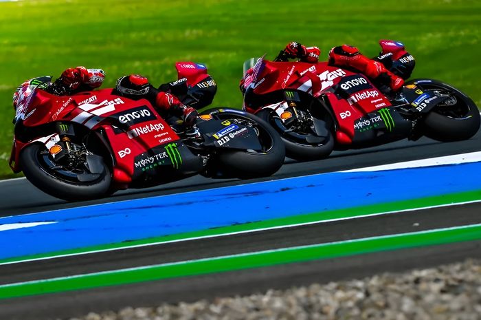 Marc Marquez dan Francesco Bagnaia Kompak, Ducati Belum Tentu Menang pada MotoGP Inggris 2026 - Bolasport.com
